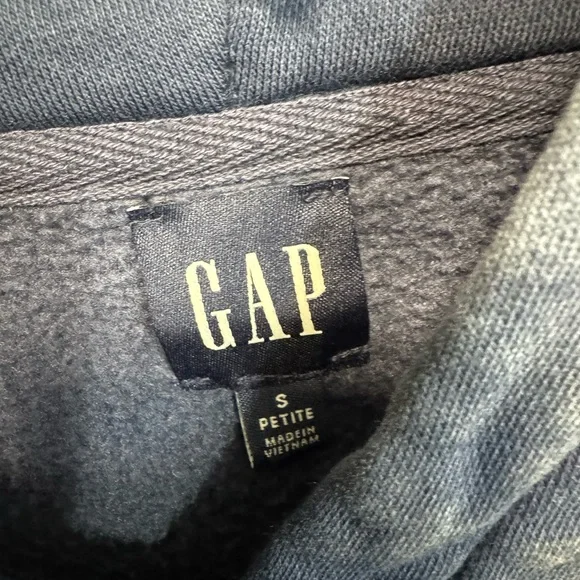 GAP Charcoal Gray Petite Hoodie - Picture 3 of 9